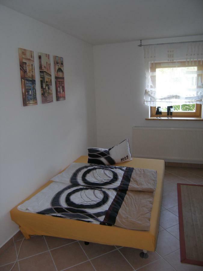 Ferienwohnung Stettfeld Екстер'єр фото